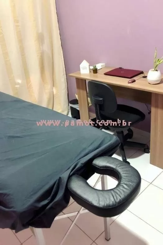 Victoria Massoterapeuta.