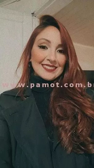 Thais Camargo