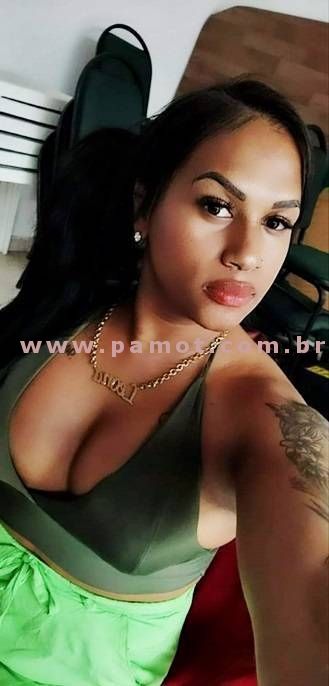 leona santos